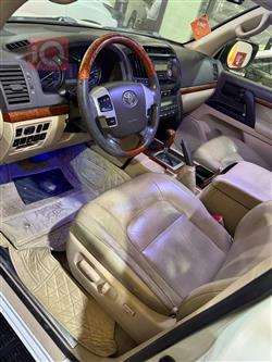 تويوتا لاندكروزر